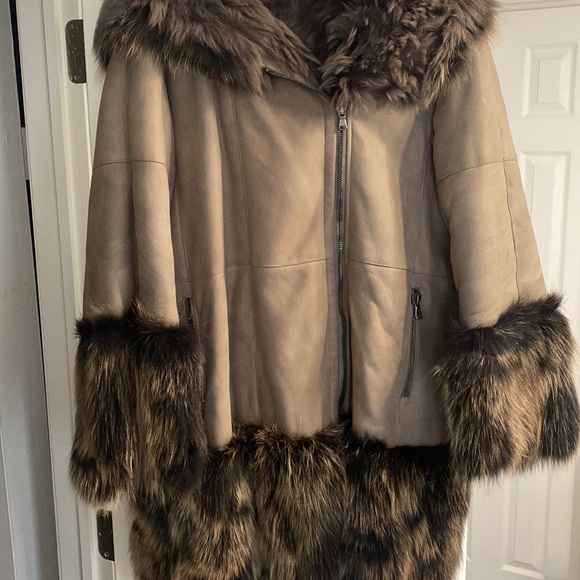 FUR COAT- Genuine leather and Shearling fur coat from Italy - Picture 4 of 15